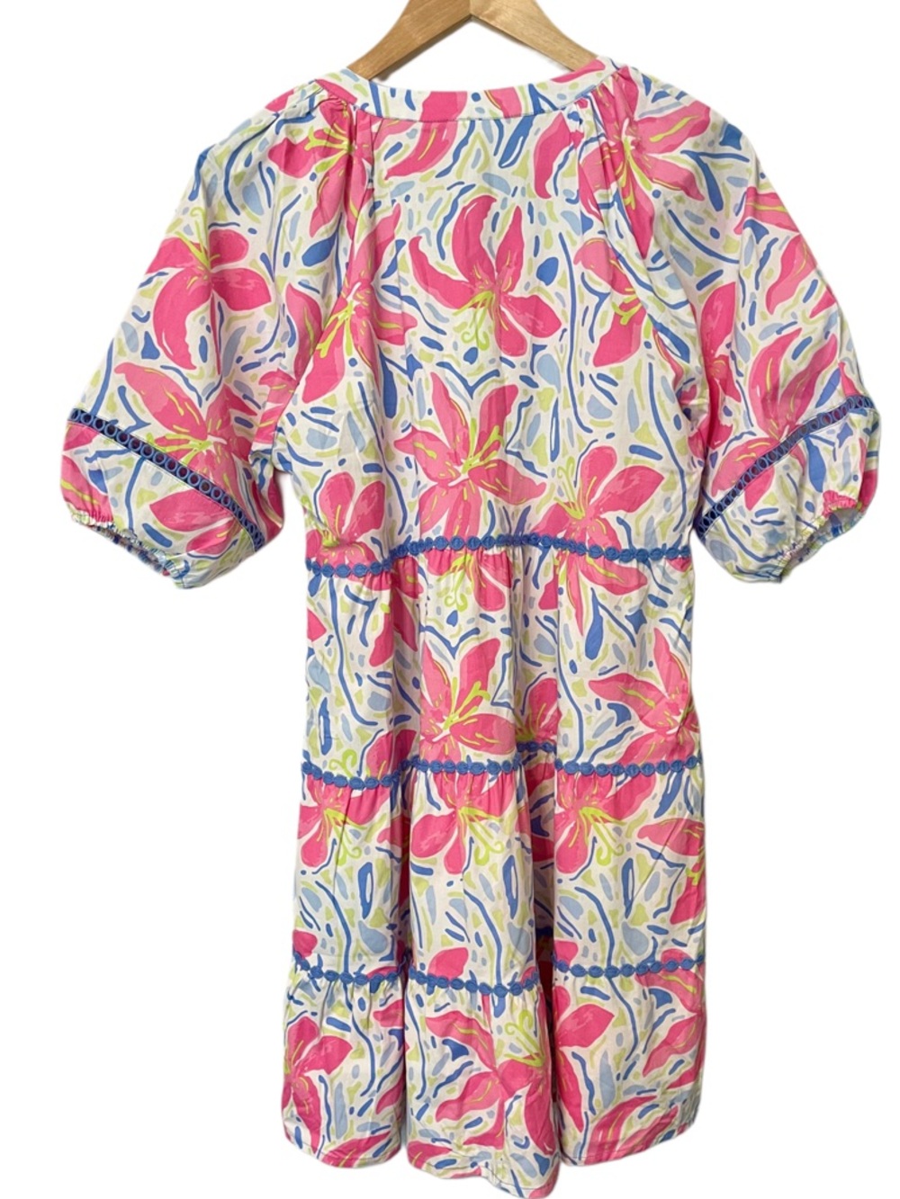 Palmer Dress Hibiscus Harmony White Mary Square Sz M Coastal Vacation NWT - Picture 5 of 12